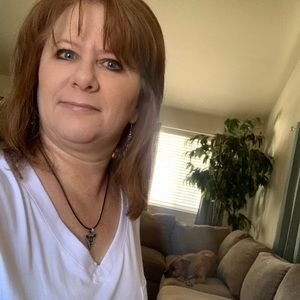 Meet your Posher, Tina